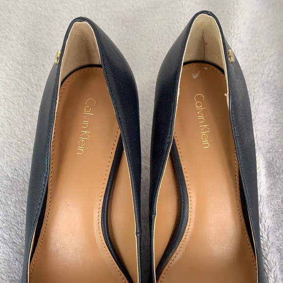 Calvin Klein Pumps - Picture 2 of 6